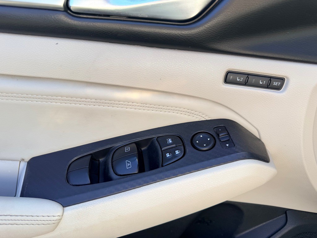 2019 Nissan Altima Image 11