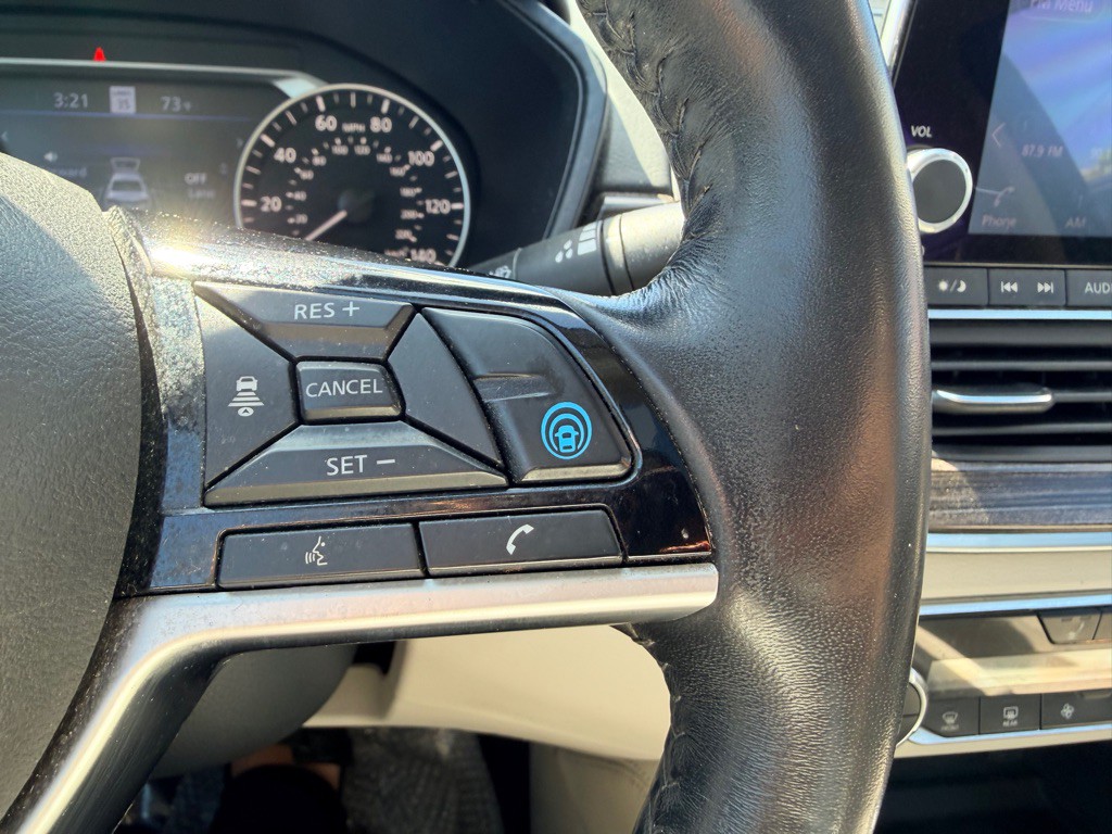 2019 Nissan Altima Image 18