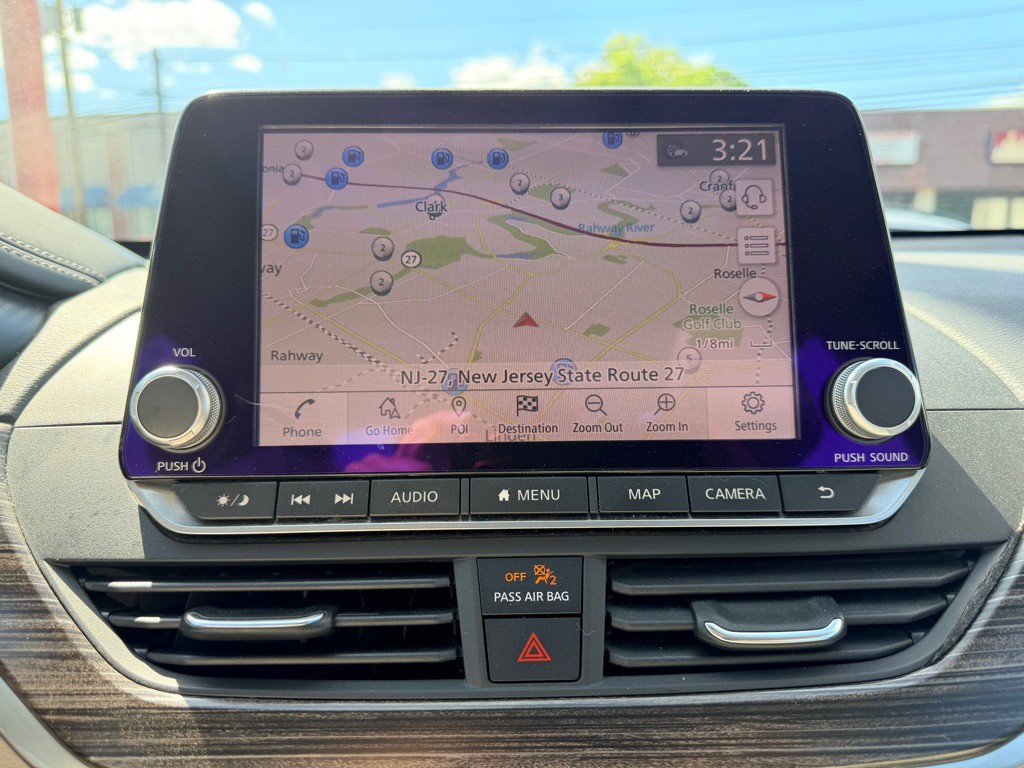 2019 Nissan Altima Image 21