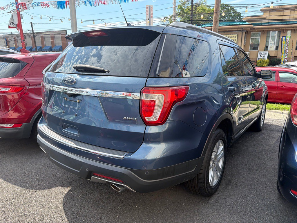 2018 Ford Explorer Image 7