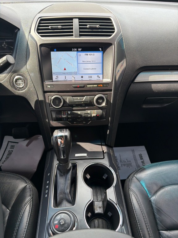 2018 Ford Explorer Image 23