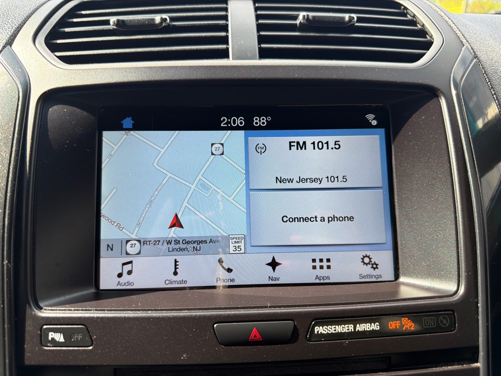 2018 Ford Explorer Image 24