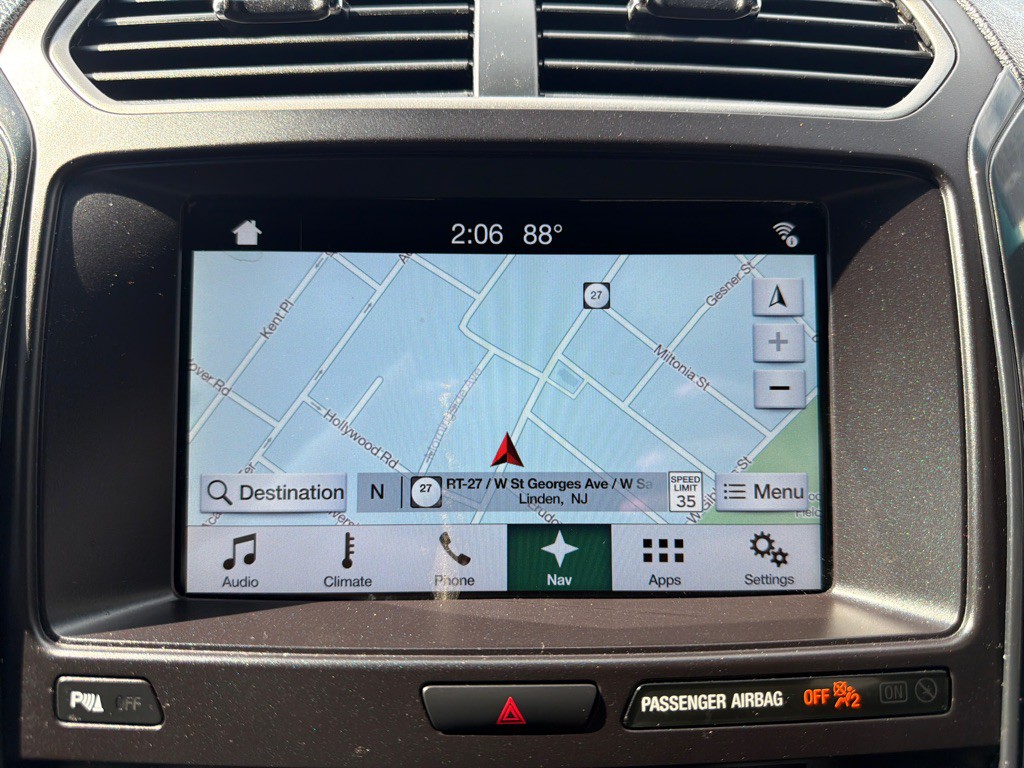 2018 Ford Explorer Image 25