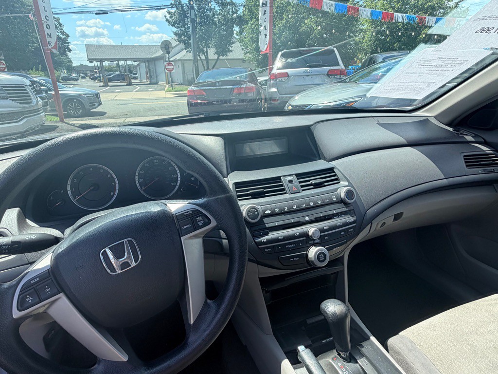 2008 Honda Accord Image 9