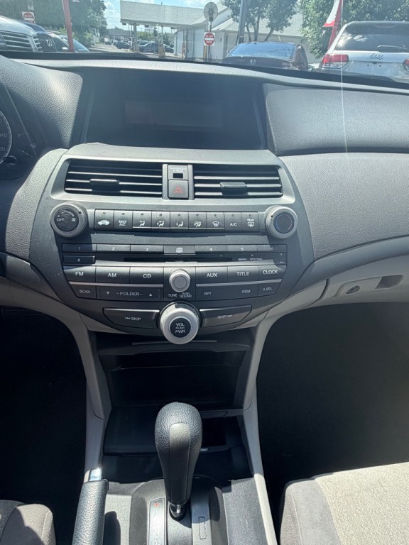 2008 Honda Accord Image 10