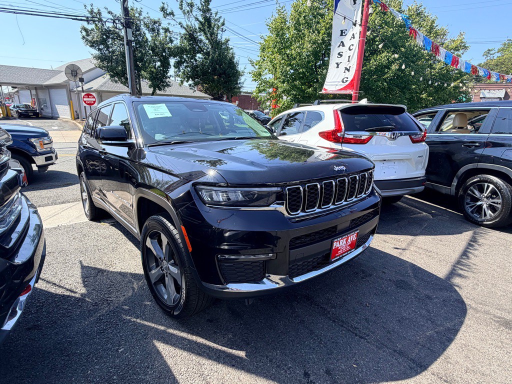 2021 Jeep Grand Cherokee Image 3