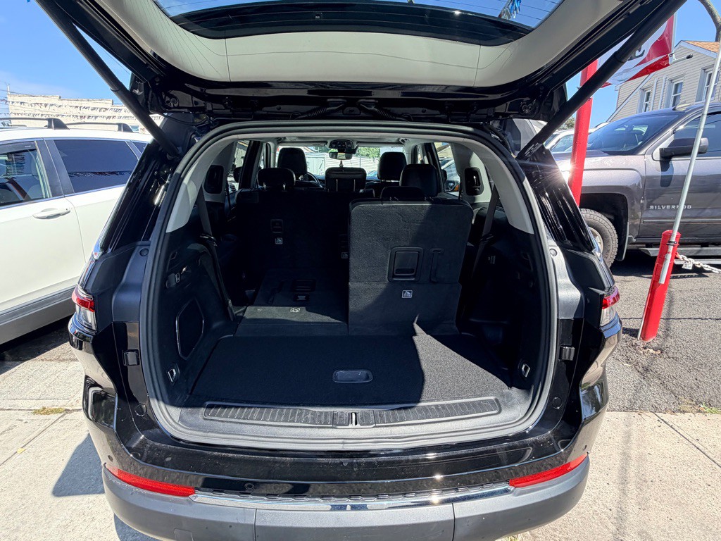 2021 Jeep Grand Cherokee Image 10