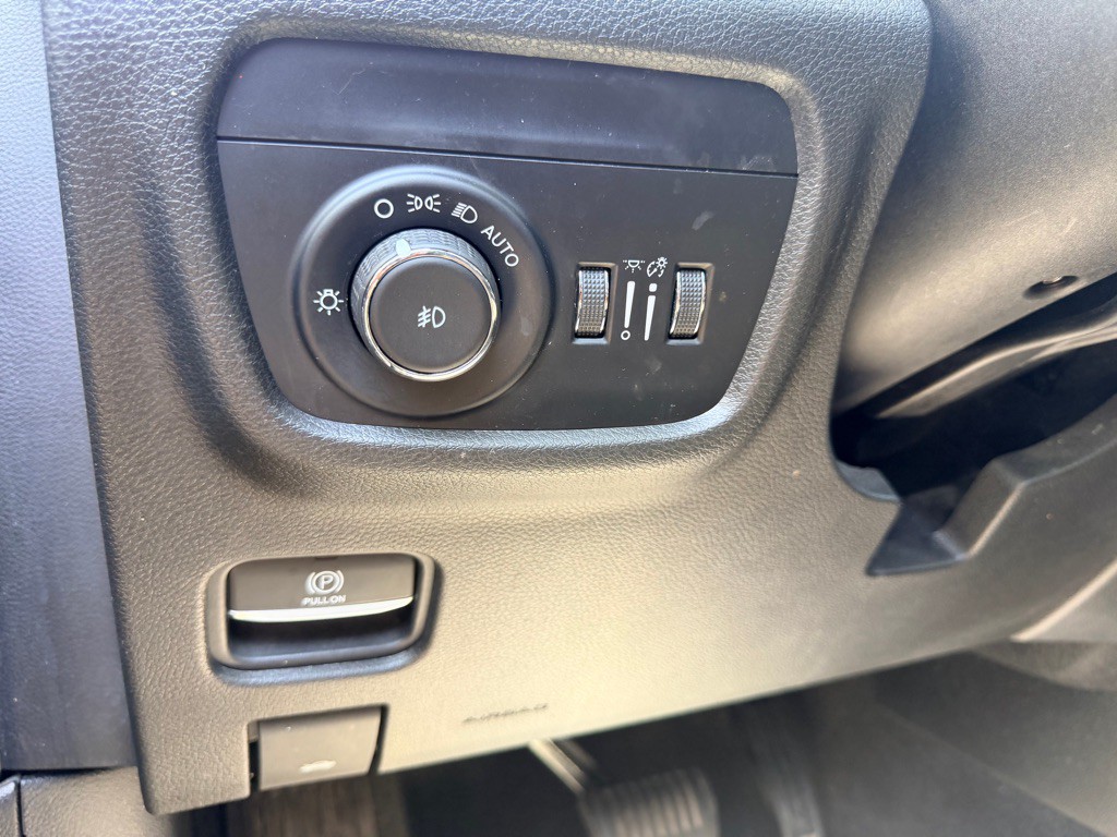 2021 Jeep Grand Cherokee Image 19