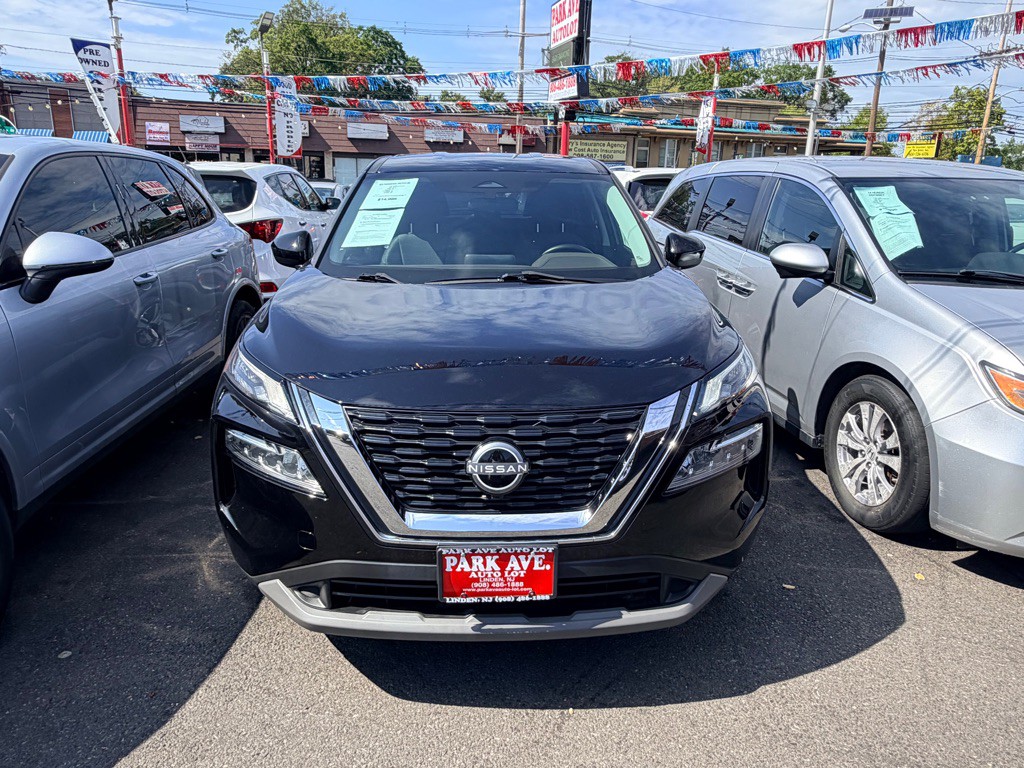 2023 Nissan Rogue Image 2