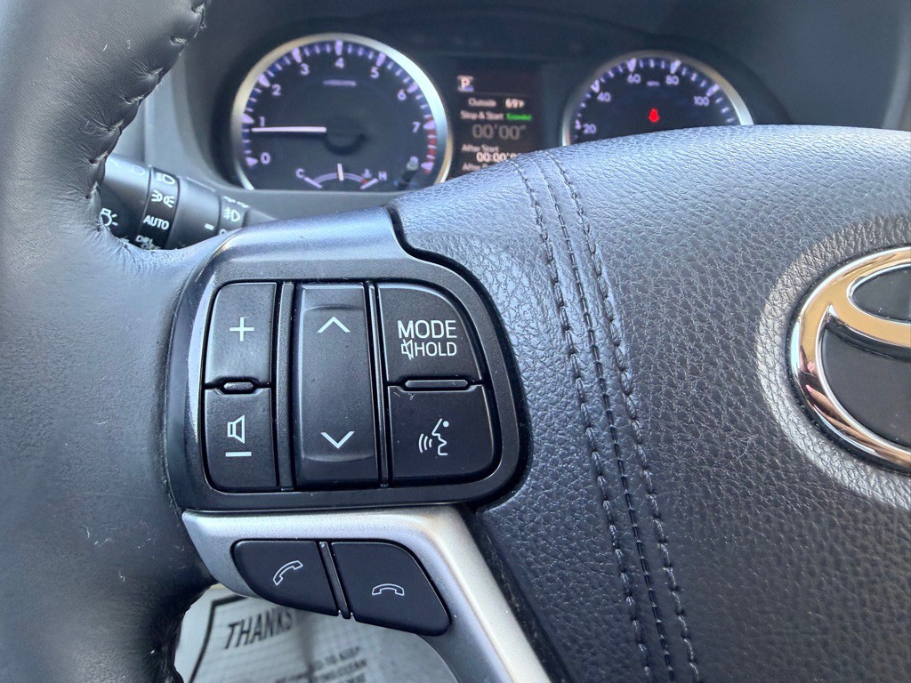2019 Toyota Highlander Image 21