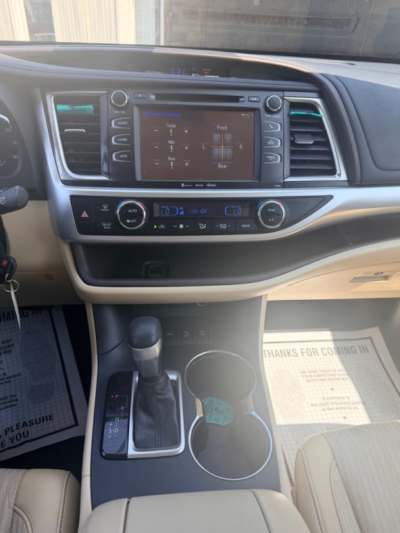 2019 Toyota Highlander Image 26