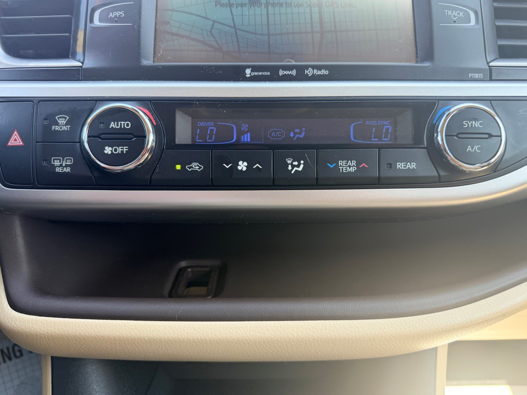 2019 Toyota Highlander Image 27