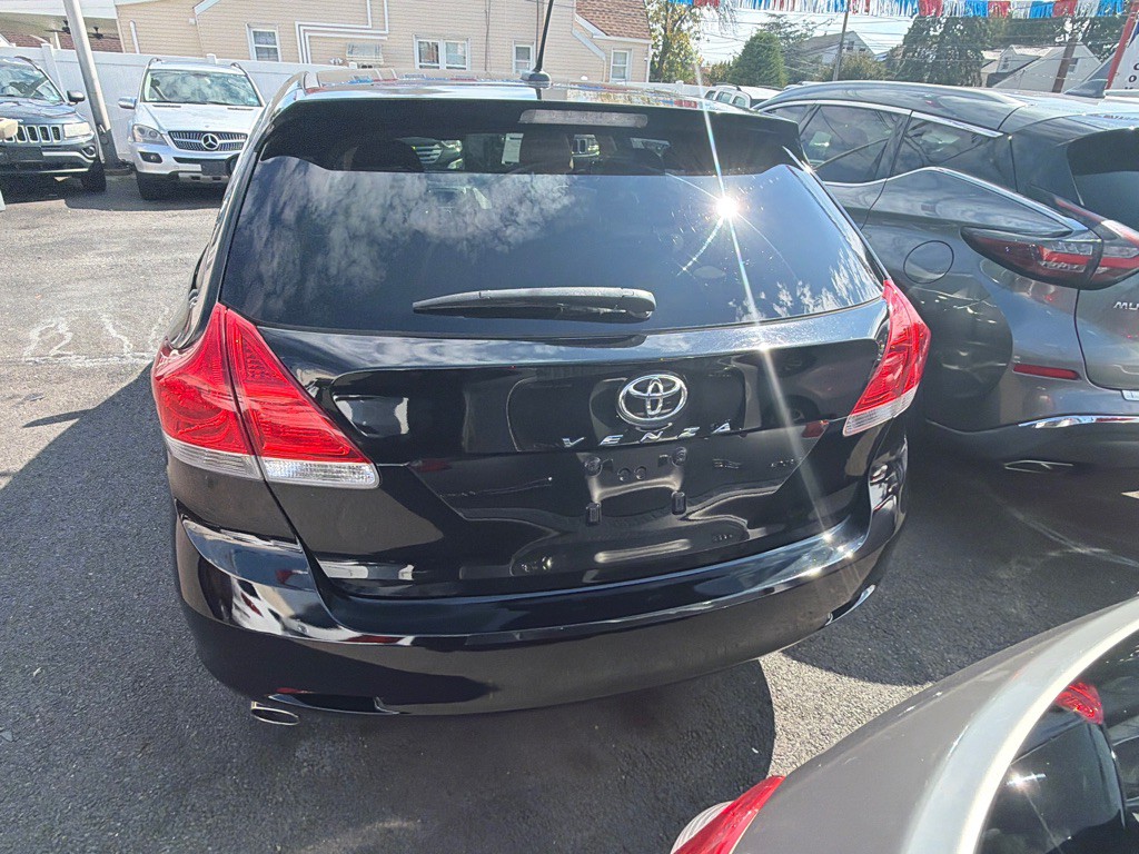 2011 Toyota Venza Image 4