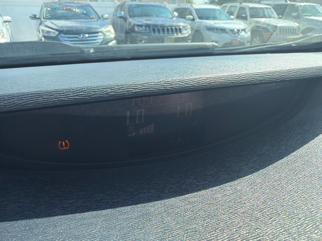 2011 Toyota Venza Image 17