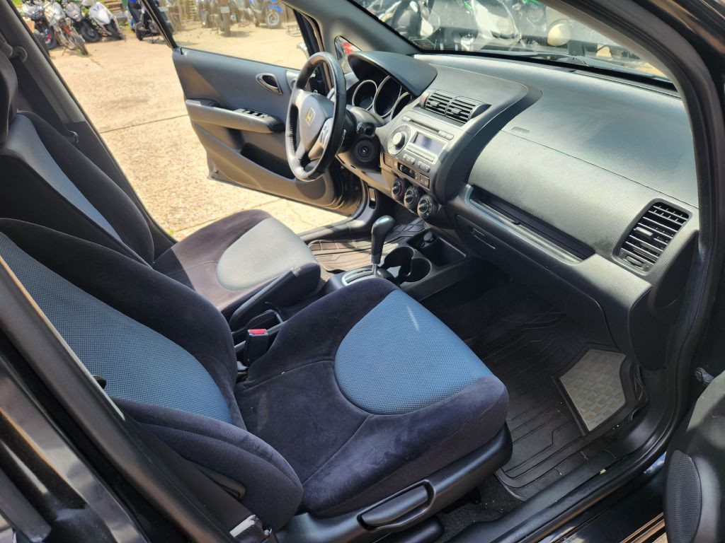 2008 Honda Fit Image 12