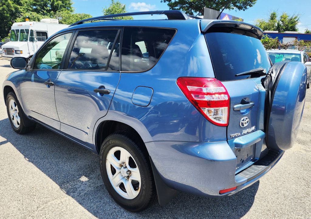 2010 Toyota Rav4 Image 4