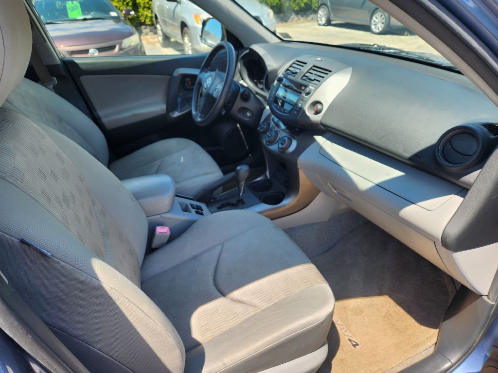2010 Toyota Rav4 Image 11