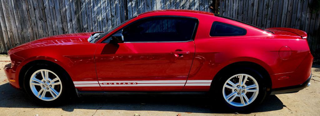 2012 Ford Mustang Image 5