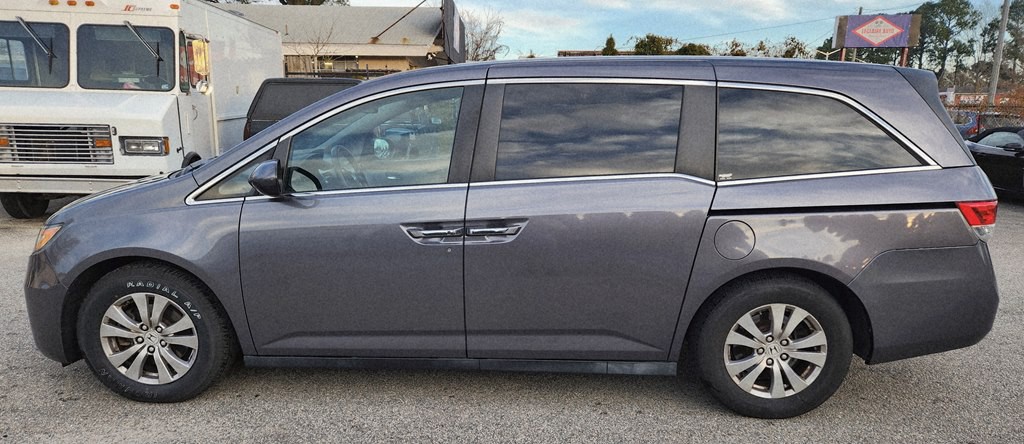 2015 Honda Odyssey Image 4