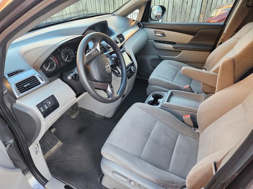 2015 Honda Odyssey Image 15