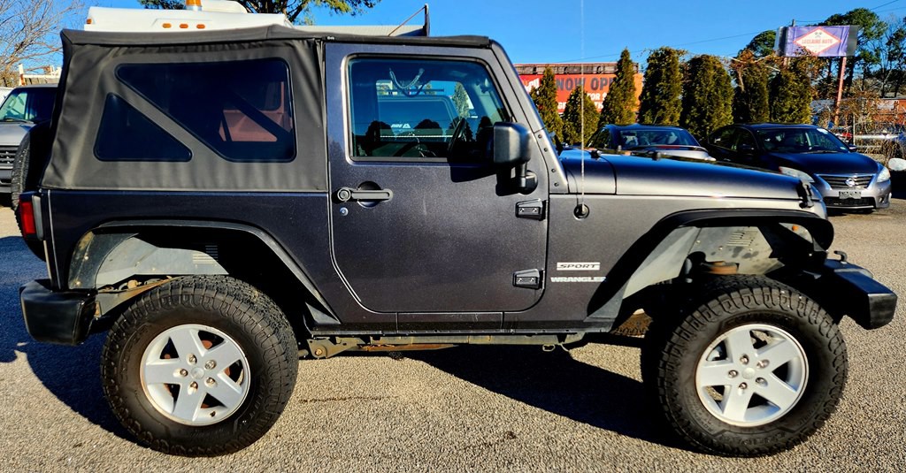 2017 Jeep Wrangler Image 5