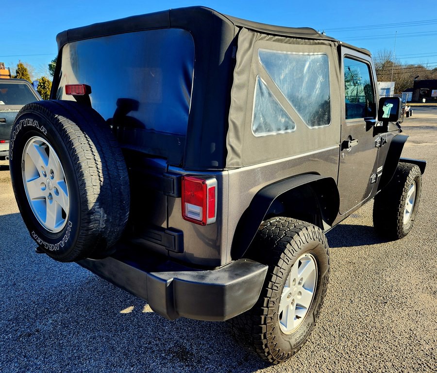 2017 Jeep Wrangler Image 8