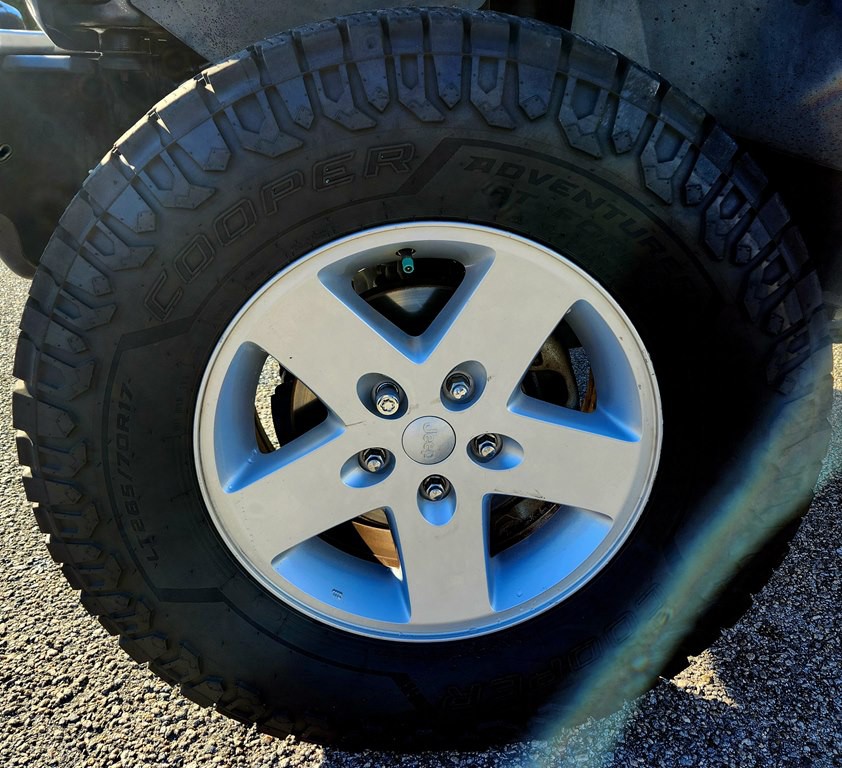 2017 Jeep Wrangler Image 9