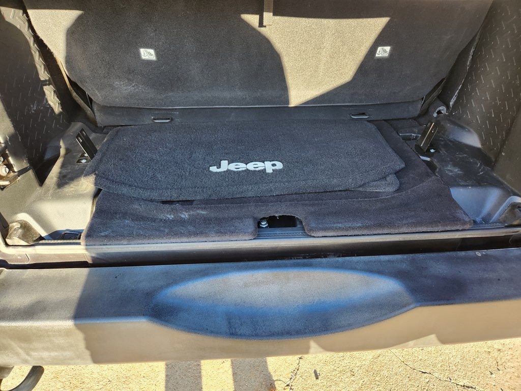 2017 Jeep Wrangler Image 14