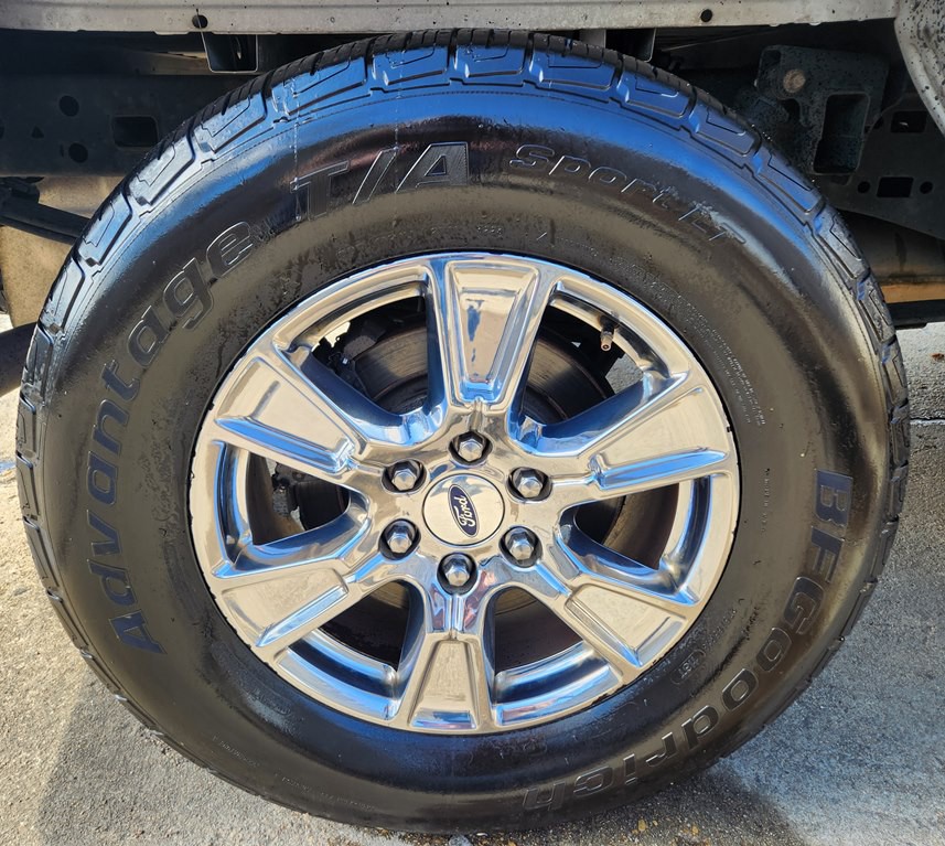 2017 Ford F-150 Image 11