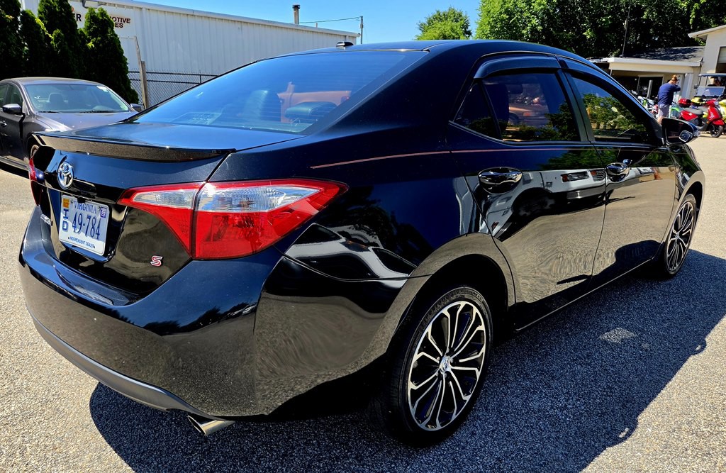 2014 Toyota Corolla Image 9