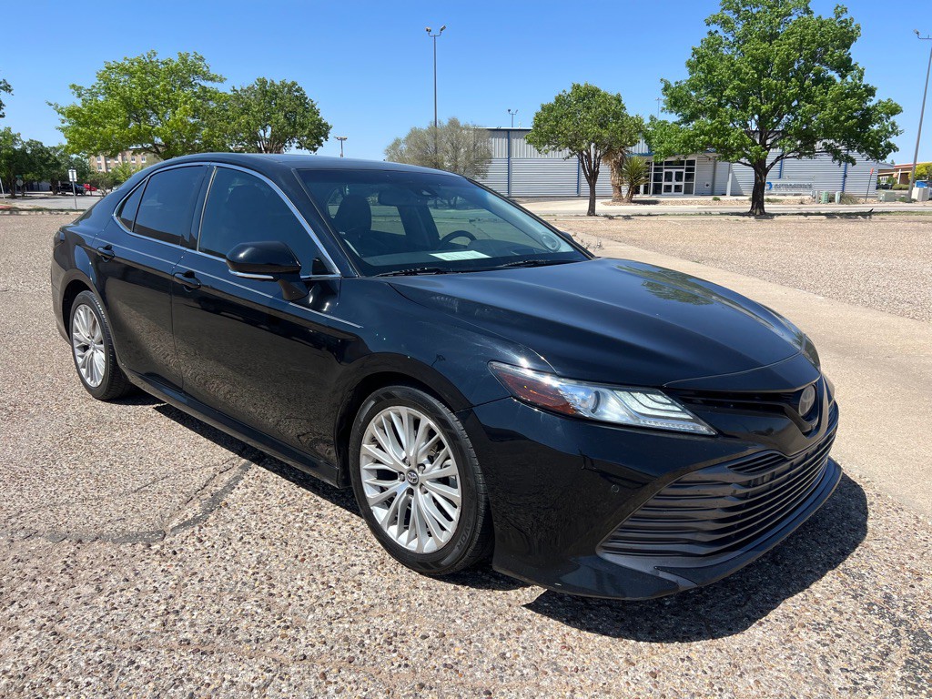 2018 Toyota Camry Image 1