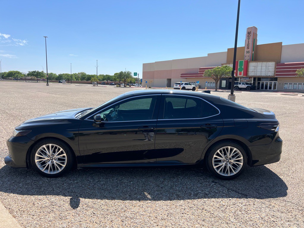 2018 Toyota Camry Image 4