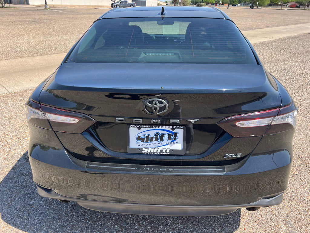 2018 Toyota Camry Image 6