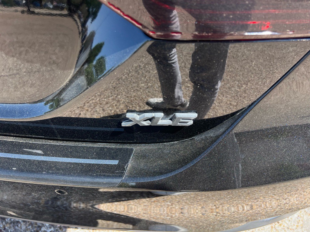 2018 Toyota Camry Image 11