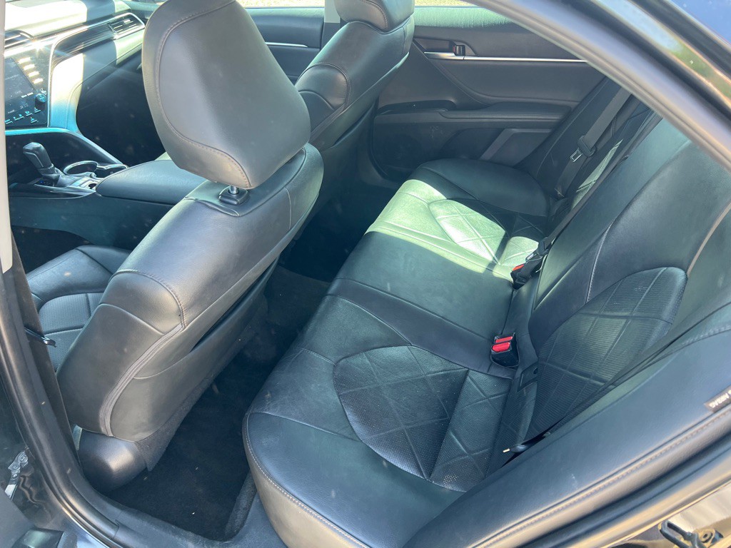 2018 Toyota Camry Image 12