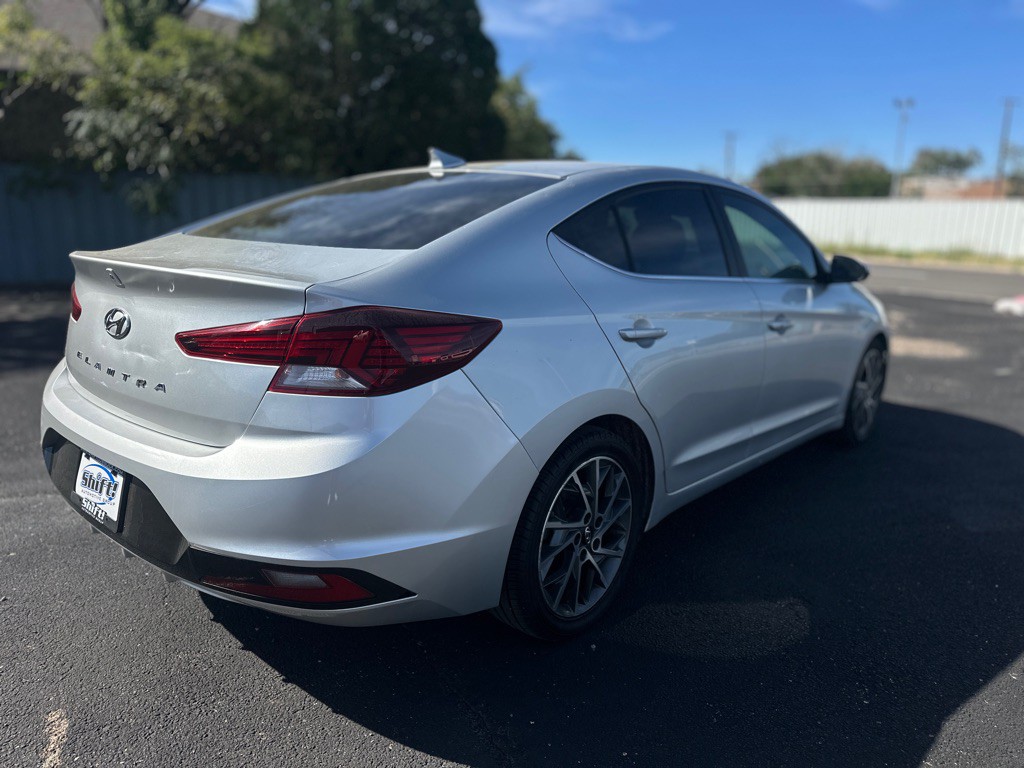 2019 Hyundai Elantra Image 7