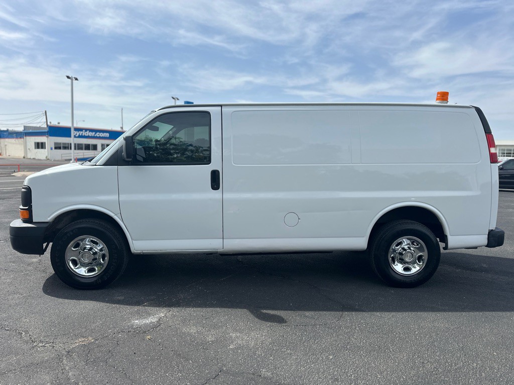 2012 Chevrolet Express Image 2