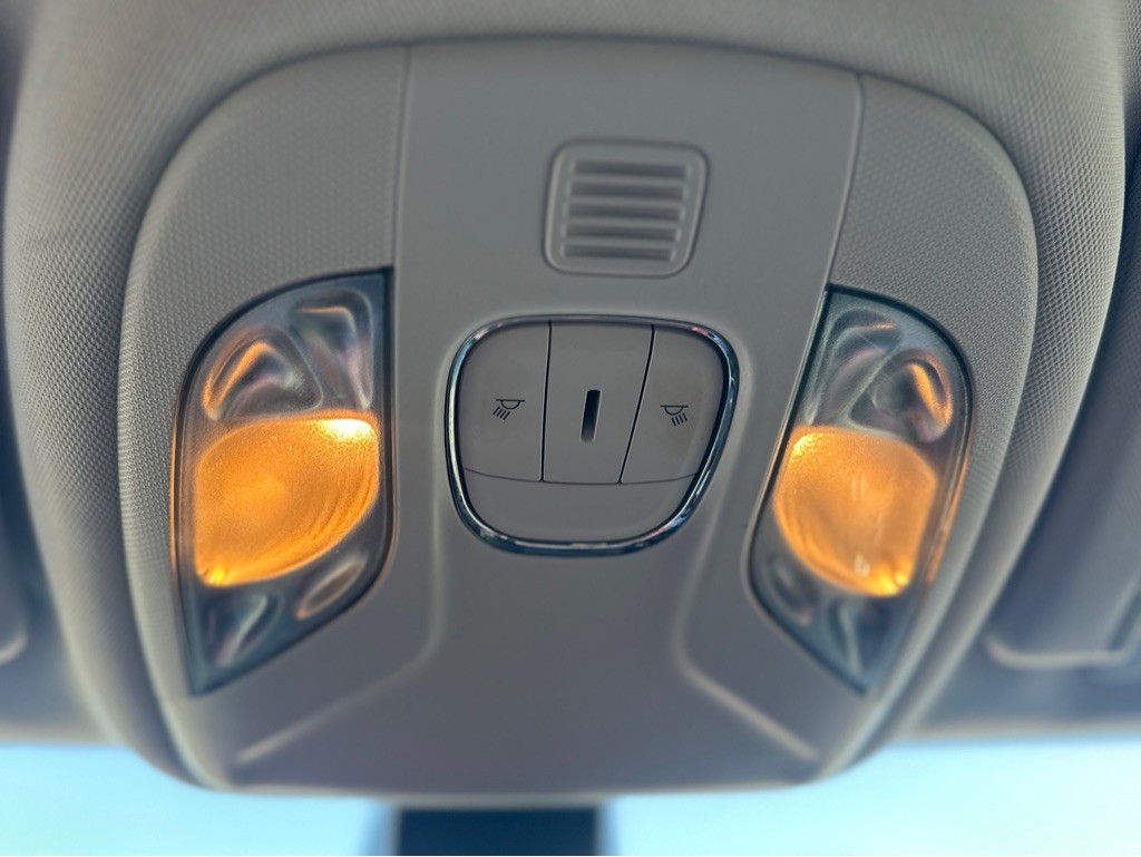 2020 Jeep Compass Image 27