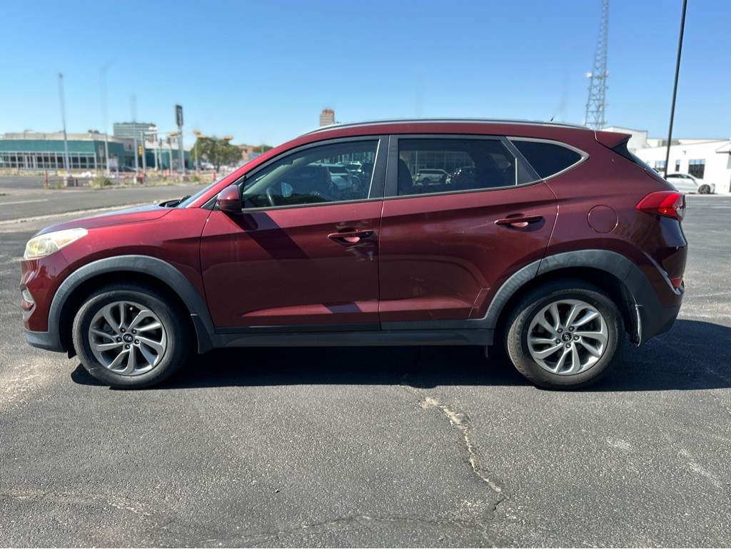 2016 Hyundai Tucson Image 11