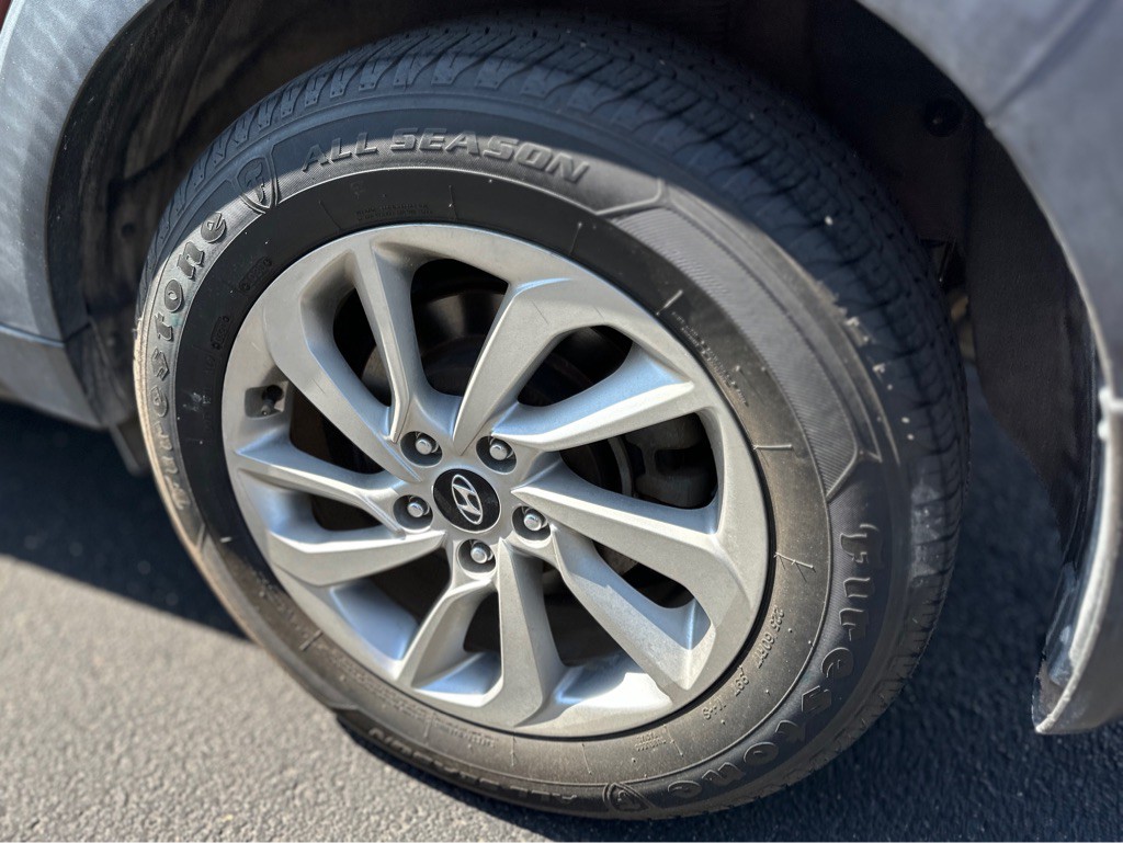 2016 Hyundai Tucson Image 12