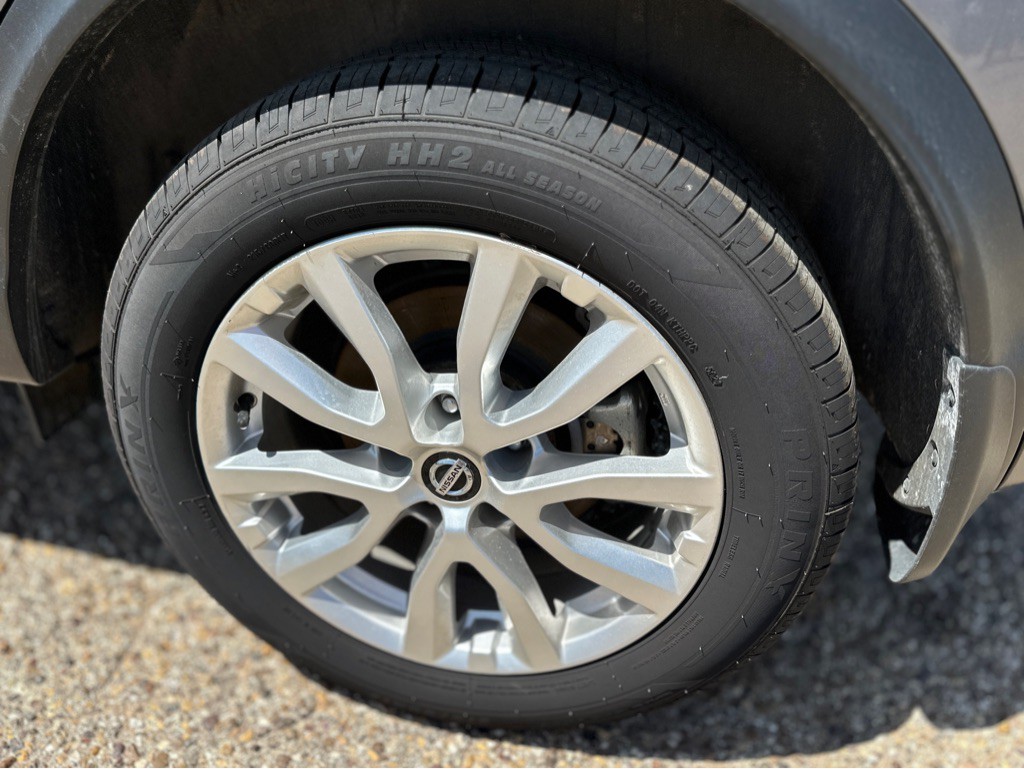 2021 Nissan Rogue Image 12