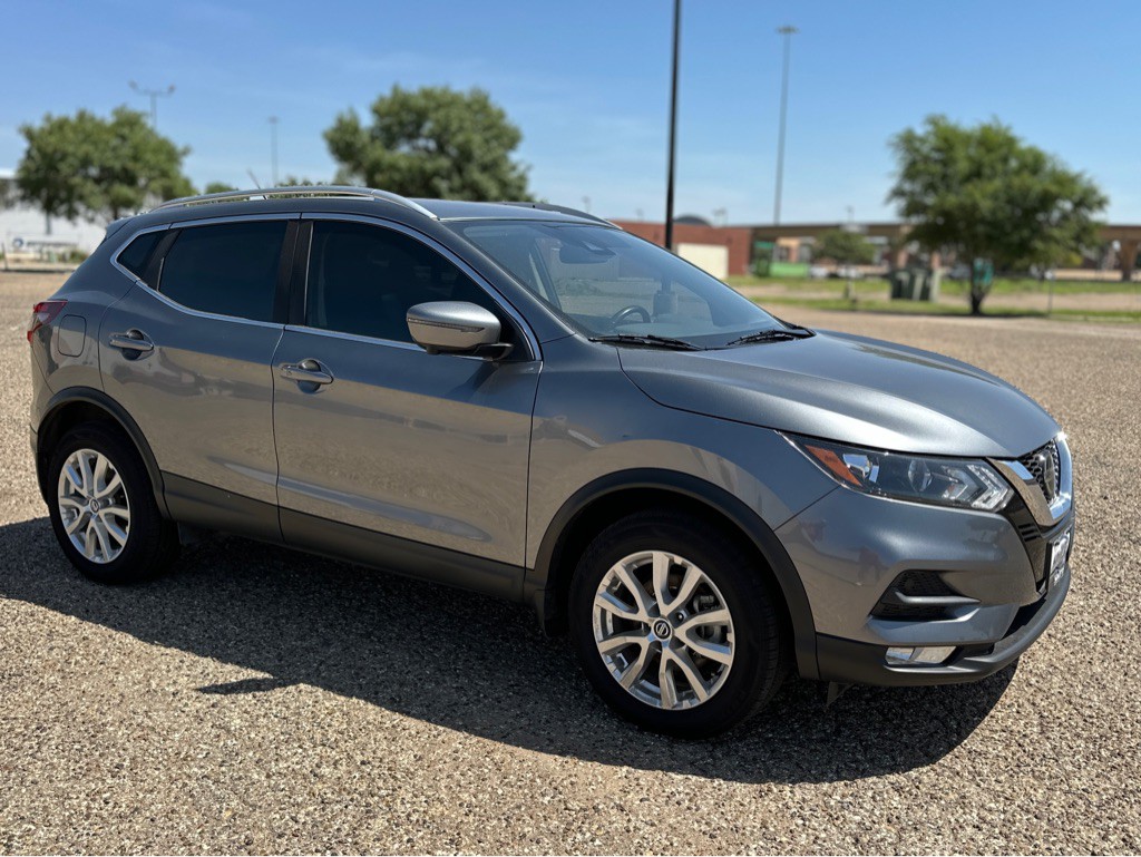 2021 Nissan Rogue Image 1