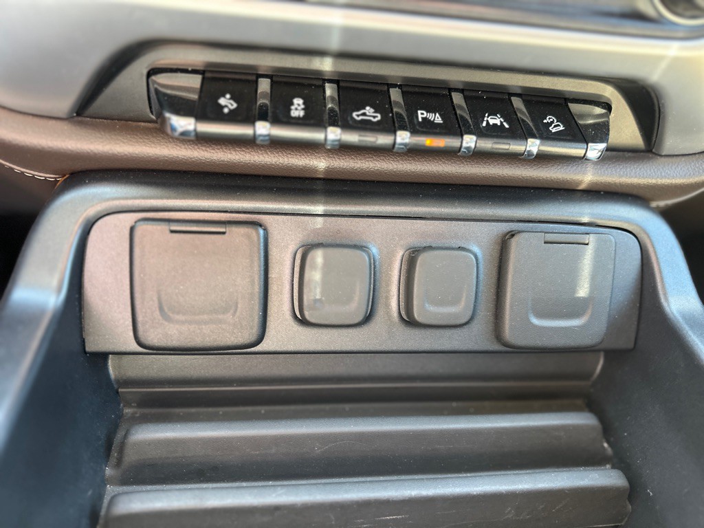 2018 GMC Sierra Image 22