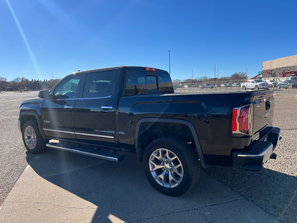 2018 GMC Sierra Image 5