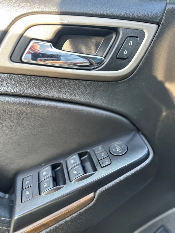 2018 GMC Yukon Image 16