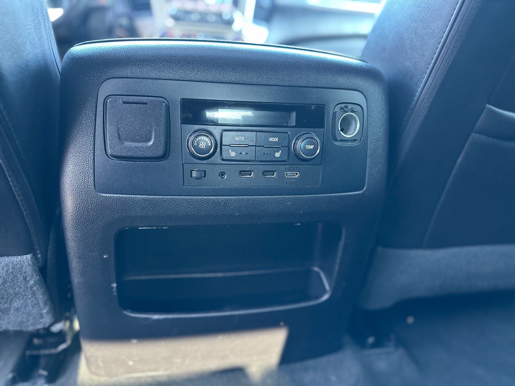 2018 GMC Yukon Image 29