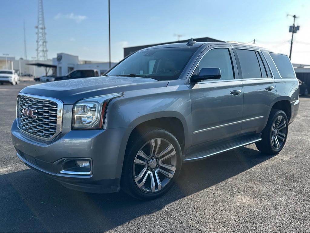 2018 GMC Yukon Image 2