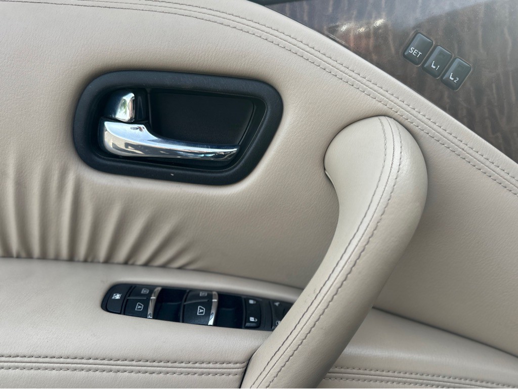 2019 Nissan Armada Image 13