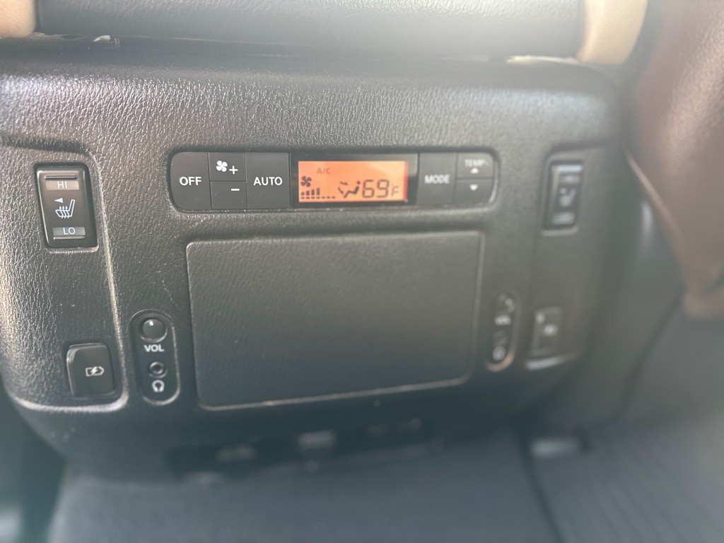 2019 Nissan Armada Image 29