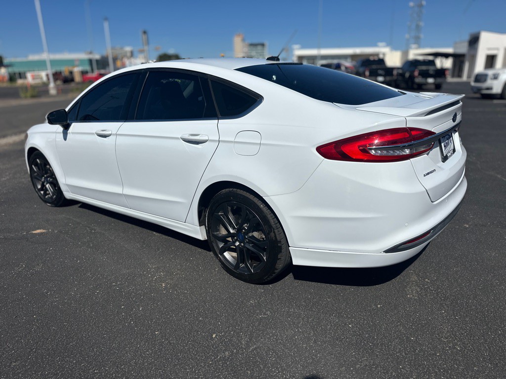 2018 Ford Fusion Image 10
